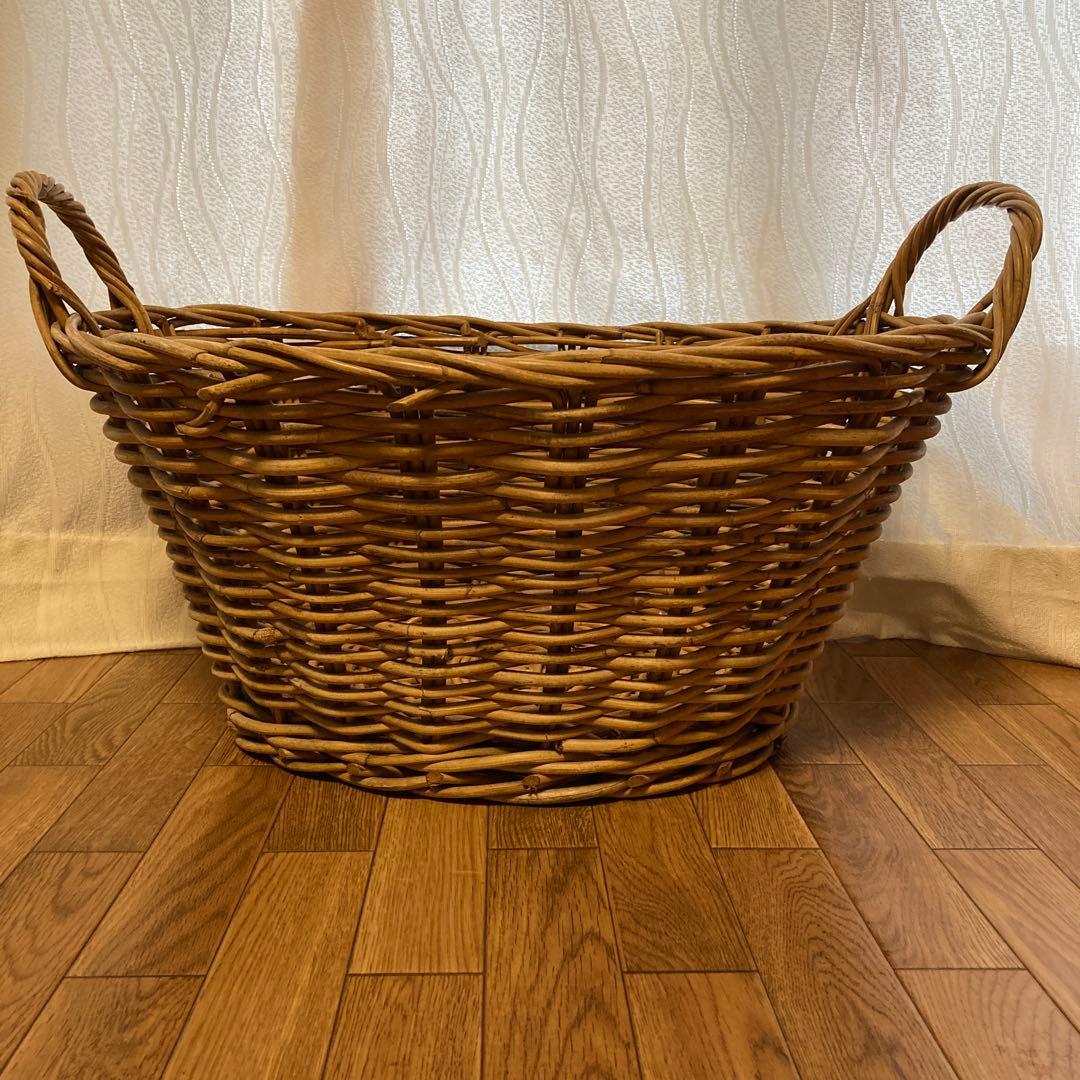 カゴ　特大　籐　2点