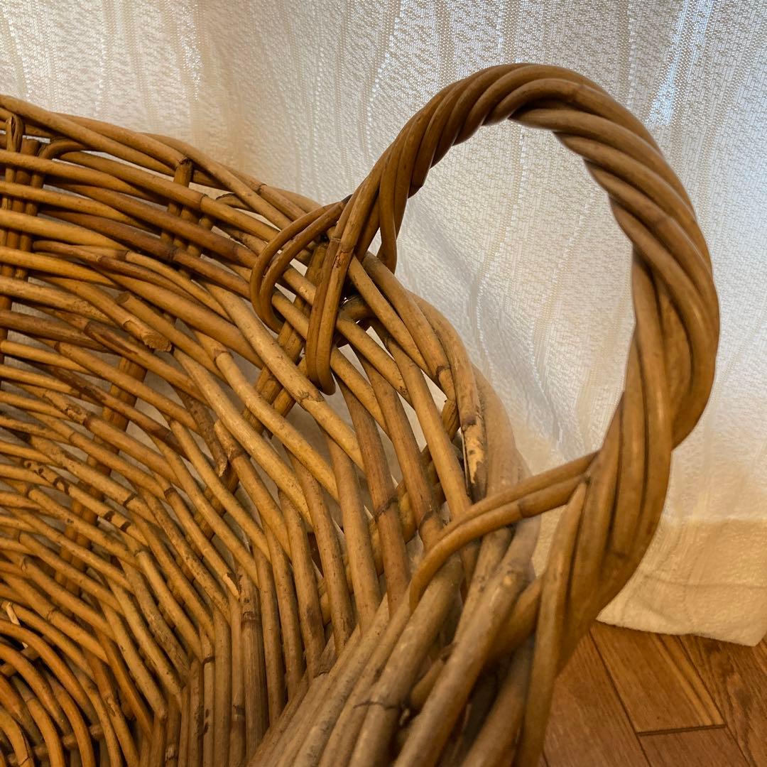カゴ　特大　籐　2点