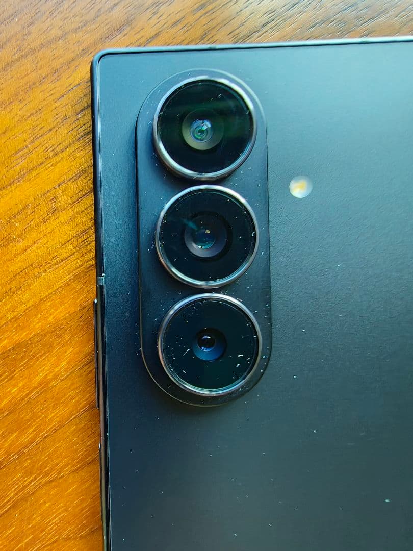 【中古品】Samsung Galaxy Z Fold7 ブラック 本体