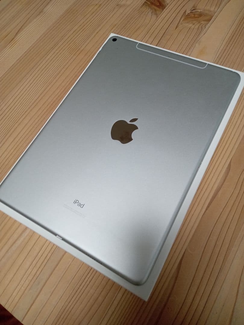 バッテリー容量100%iPad Air 第3世代 Wi-Fi＋セルラー64GB