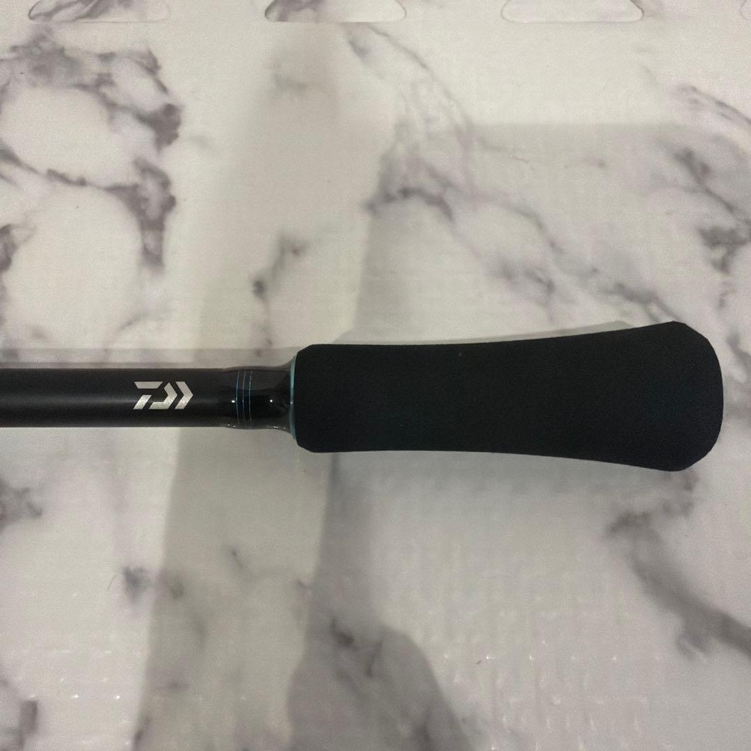 エメラルダスAIR 83M