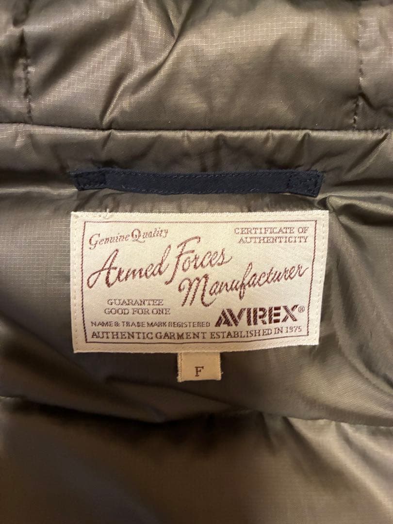 AVIREX ブラックダウンジャケット