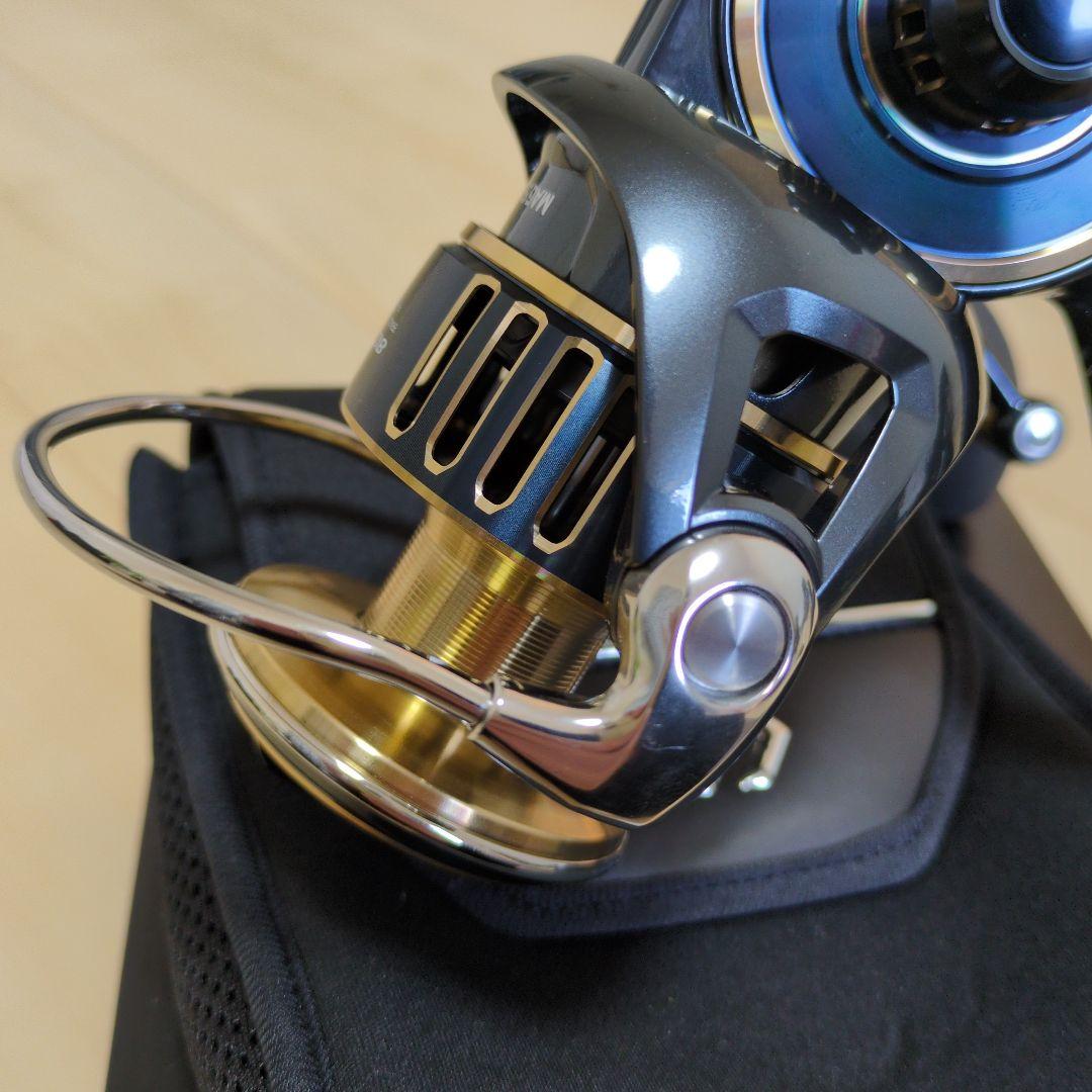 25ソルティガ　8000-H