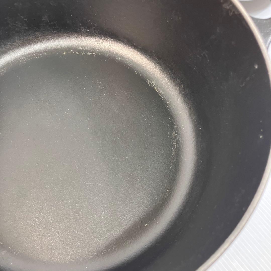 【LE CREUSET/ル・クルーゼ】ココット・ロンド 24㎝　マットブラック