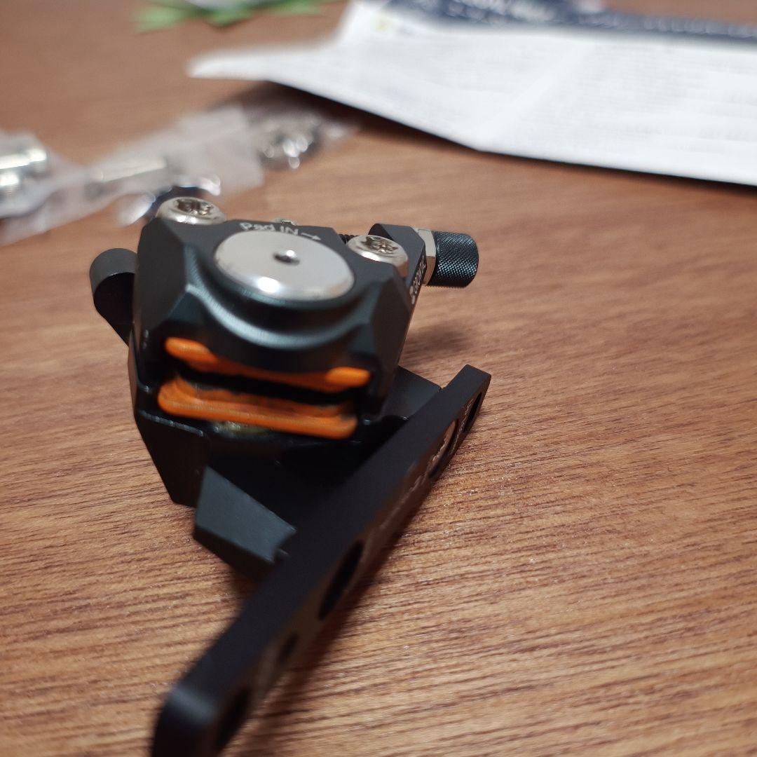 グロータック EQUAL 機械式ディスクブレーキ 黒 フラットマウント