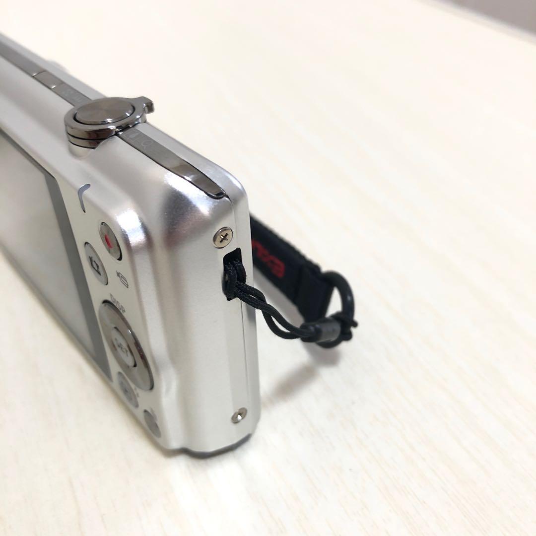 美品　CASIO カシオ　EXILIM EX-Z880