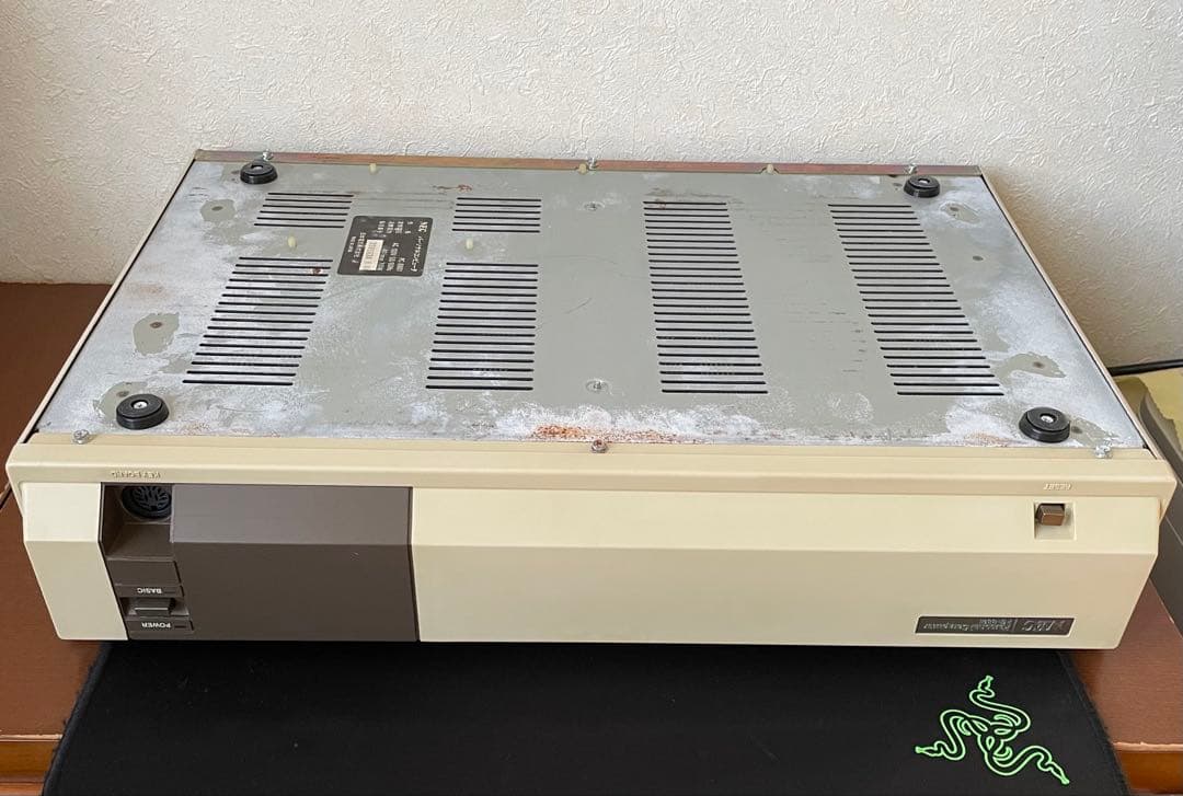 PC-8801 本体とキーボード