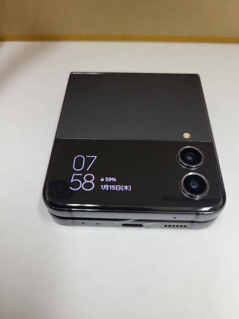 Galaxy Z Flip4 グラファイト 楽天版(SM-F721C)