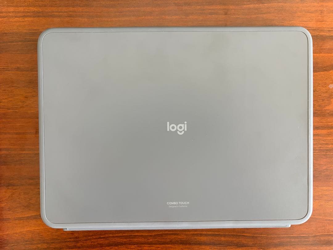 【ほぼ未使用】Logicool Combo Touch iPad Air 11