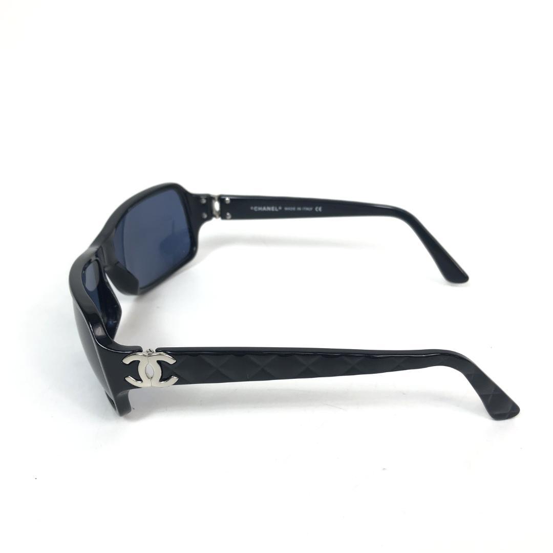 【美品】10F418 シャネル サングラス 5050 マトラッセ 黒 ココマーク