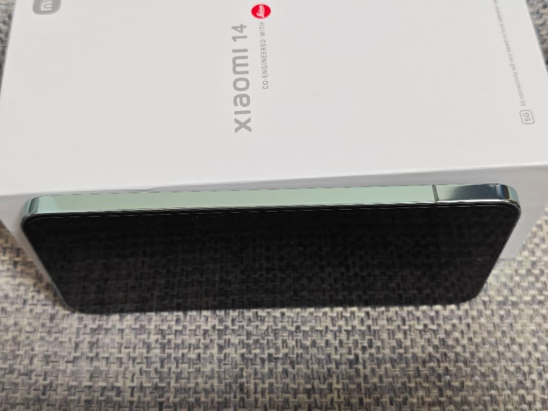 【新品同様】Xiaomi 14 グローバル版 12/512GB グリーン