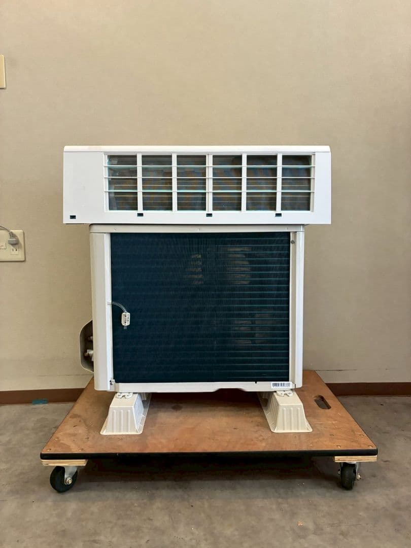 1916 東芝【RAS-N221E4X (W)】2025年 6畳 エアコン 中古