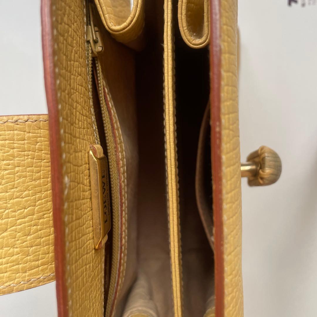 ロエベ　レディース　ショルダーバッグ