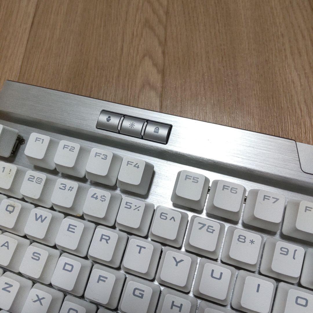 CORSAIR K70 RBG MK.2 SE ゲーミングキーボード