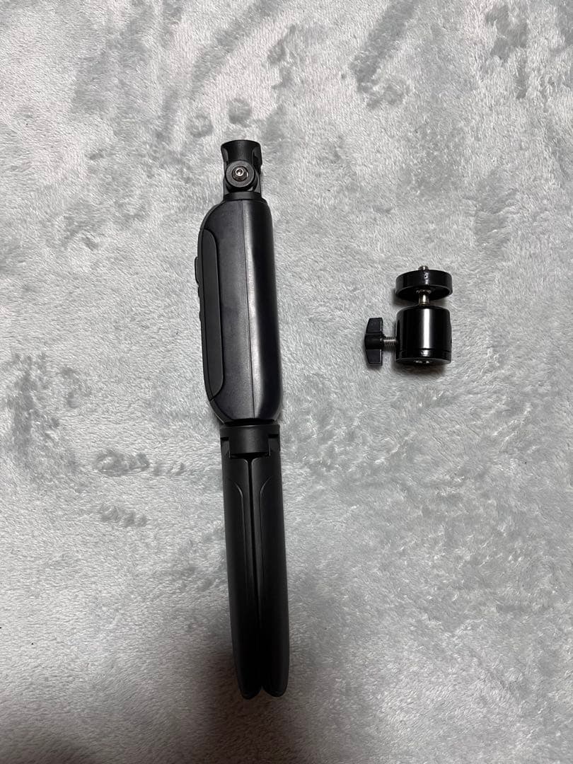 MOMAN 自撮り棒・三脚 リモコン付き