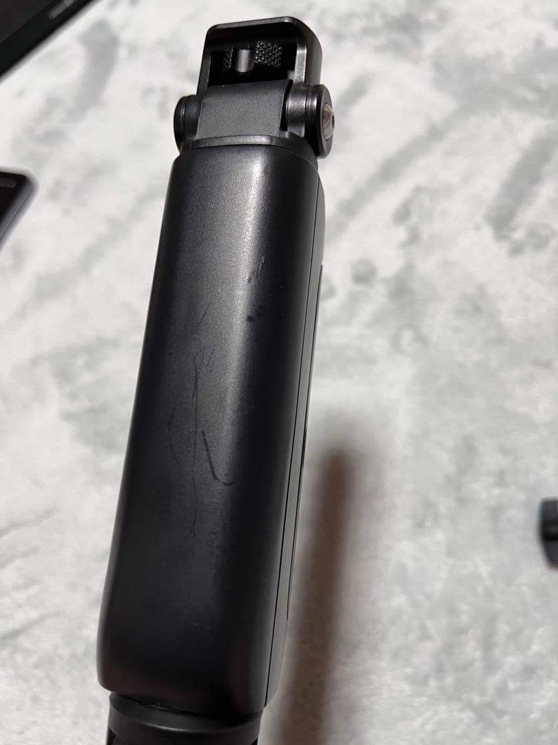 MOMAN 自撮り棒・三脚 リモコン付き