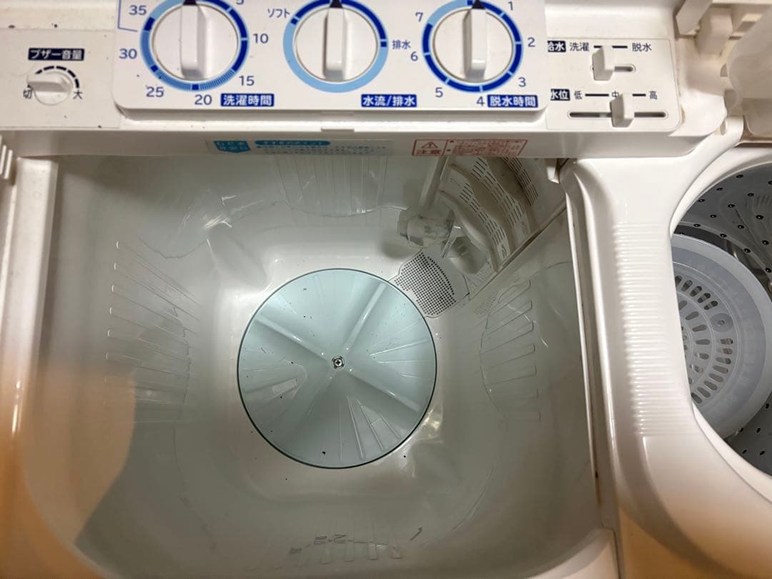 日立 二槽式洗濯機 6.5kg 2024年製 使用頻度少なめ 取説、防水パン付き