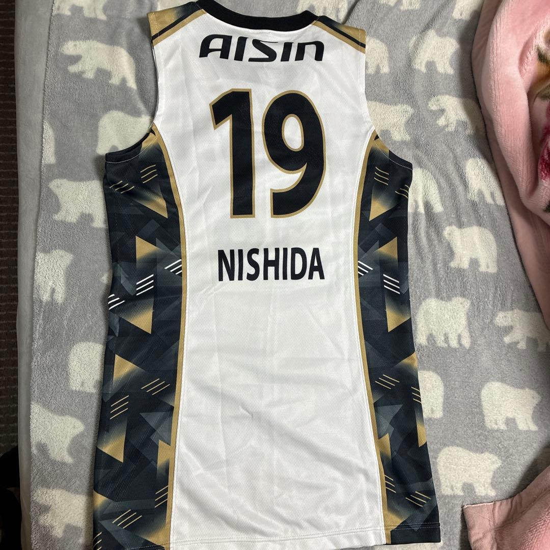 AISIN バスケットボール ユニフォーム 19 NISHIDA