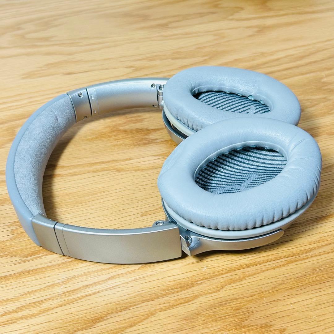 【廃盤・美品】BOSE QuietComfort 35 シルバーカラー　希少品