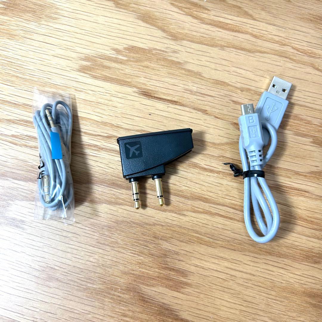 【廃盤・美品】BOSE QuietComfort 35 シルバーカラー　希少品