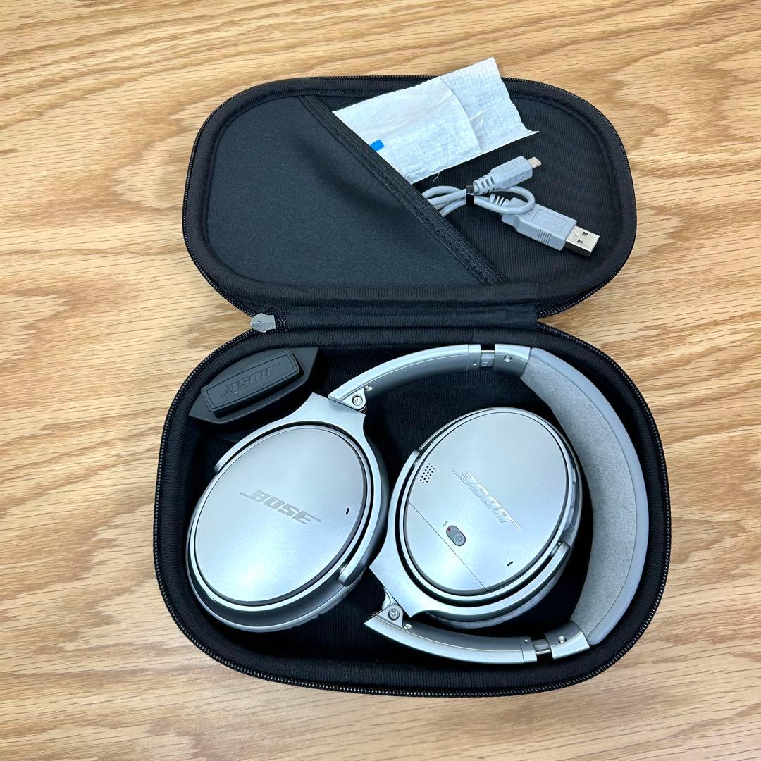 【廃盤・美品】BOSE QuietComfort 35 シルバーカラー　希少品