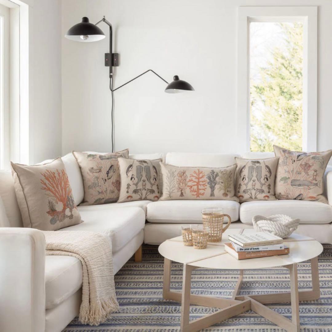 コーラルアンドタスク　新品クッションカバー　Large Coral