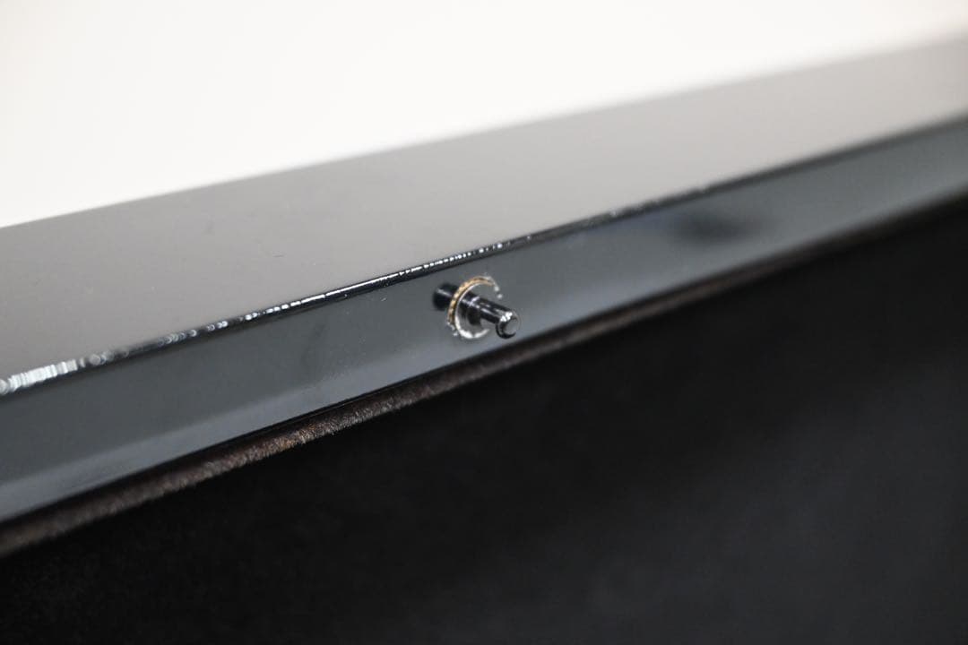 【極美品】 アルマンドアタッシュケース黒木製6本入り