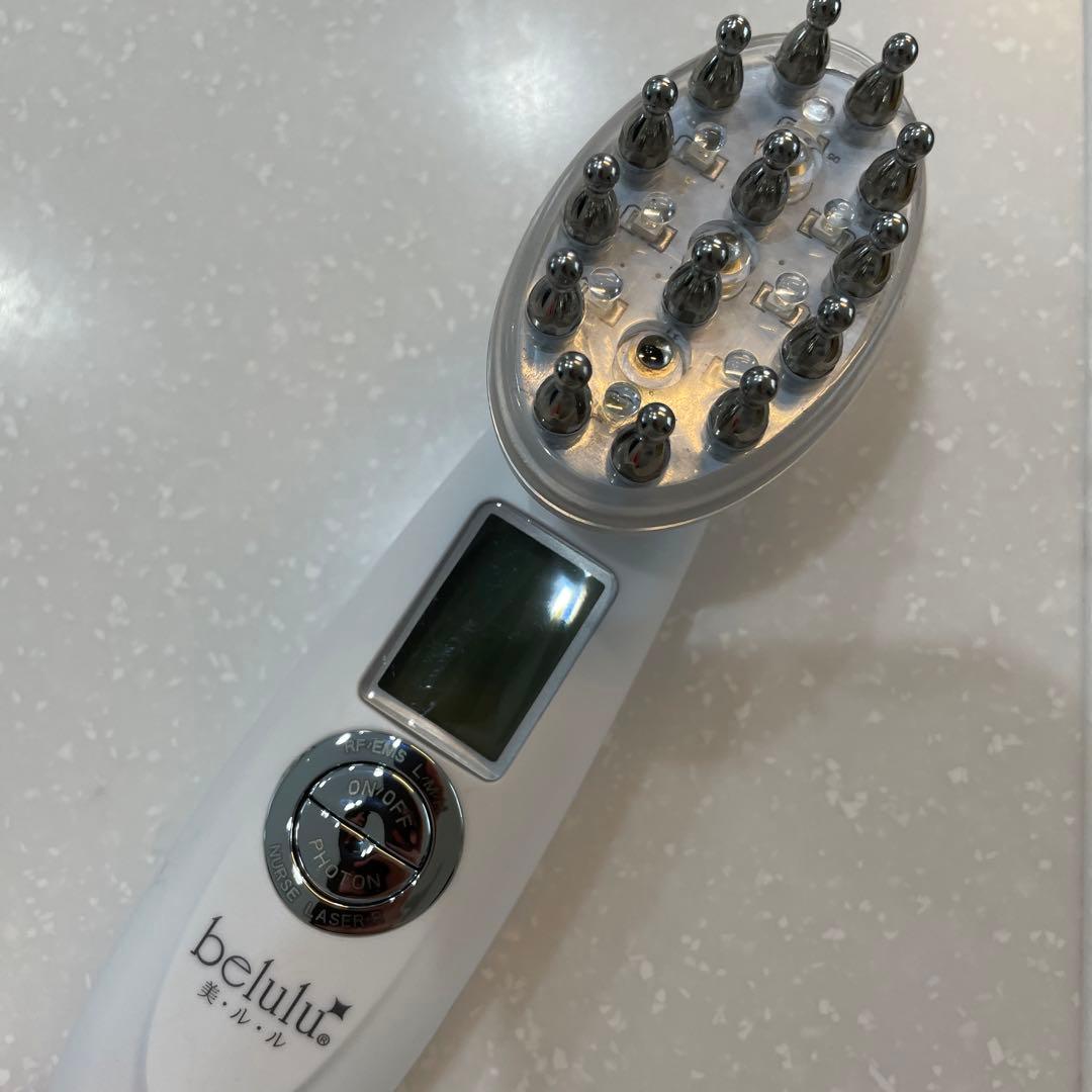 赤色LED 薄毛や抜け気のお悩みに！美ルル　ブリリアントヘアー