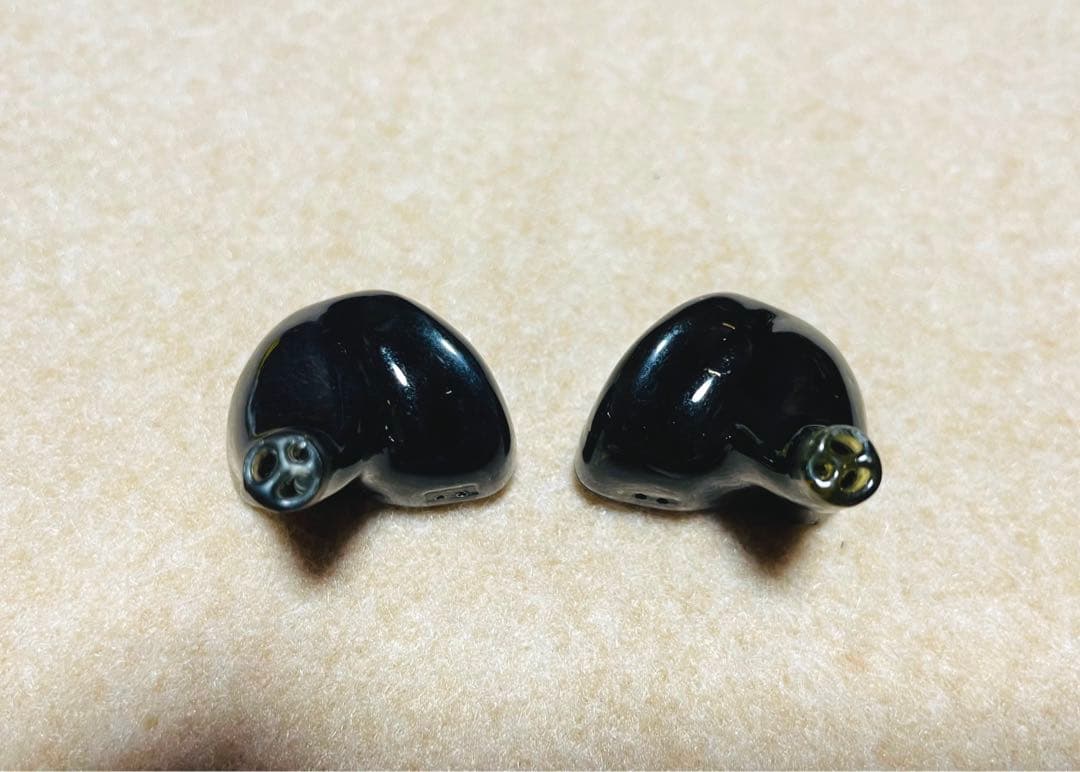 イヤホン AROMA Witch Girl S