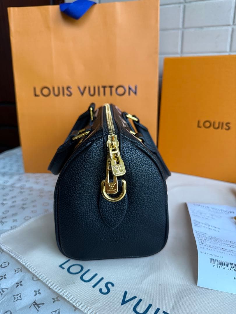 ショルダーバッグ ブラック/ピンク