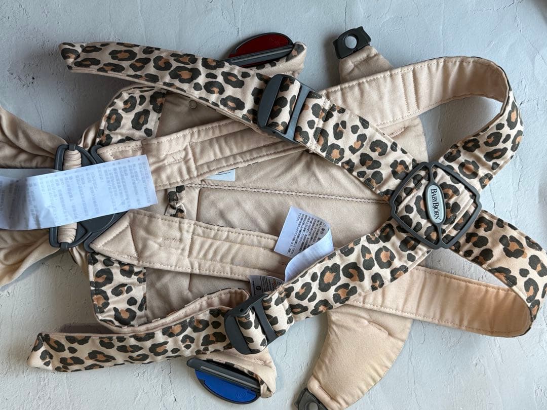 BABYBJÖRN レオパード 抱っこ紐　ヒョウ柄