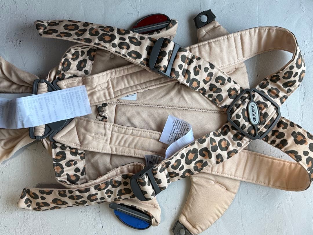 BABYBJÖRN レオパード 抱っこ紐　ヒョウ柄