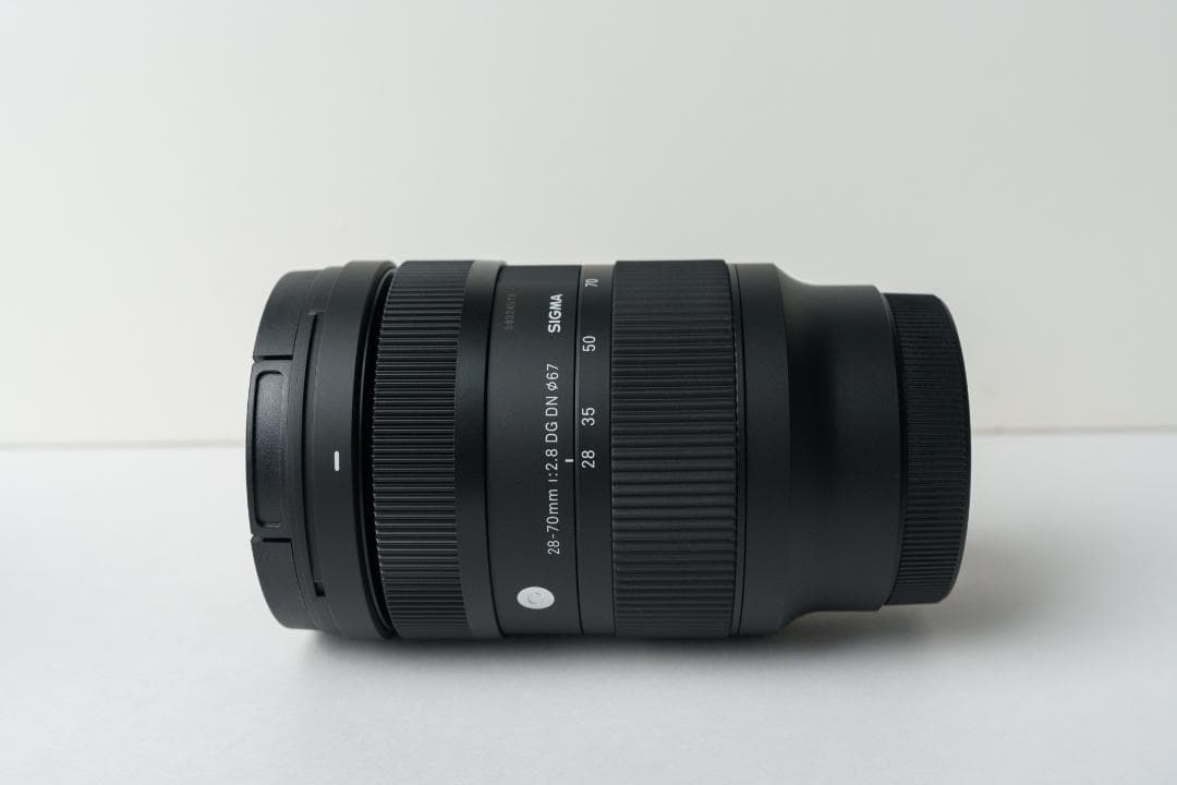 ほぼ新品 SIGMA ソニーEマウント 28–70mm F2.8 DG DN