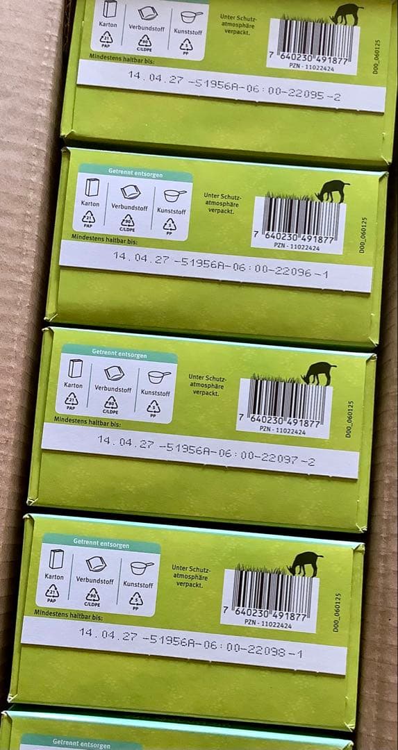 最新【宅急便】Holle(ホレ)Bio やぎミルクSTEP1(生後0日〜) 2箱