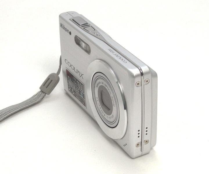 NIKON COOLPIX S200 動作品