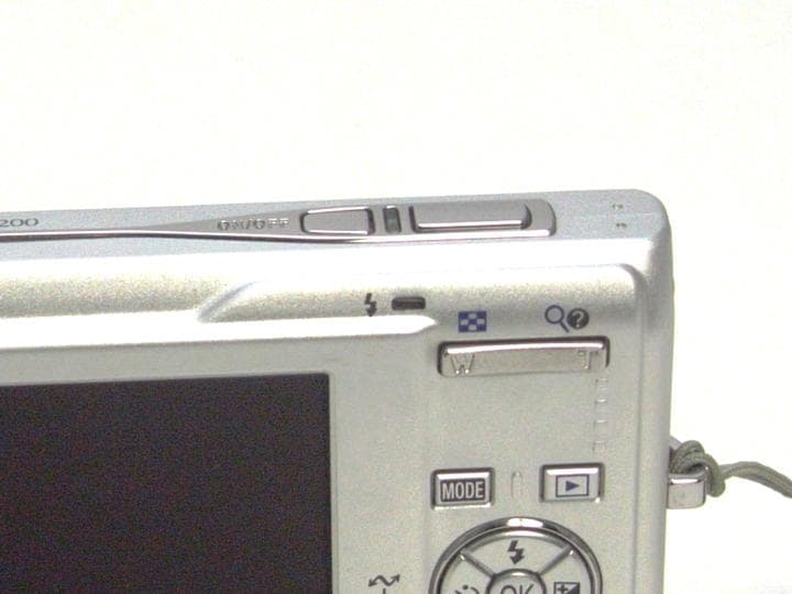 NIKON COOLPIX S200 動作品