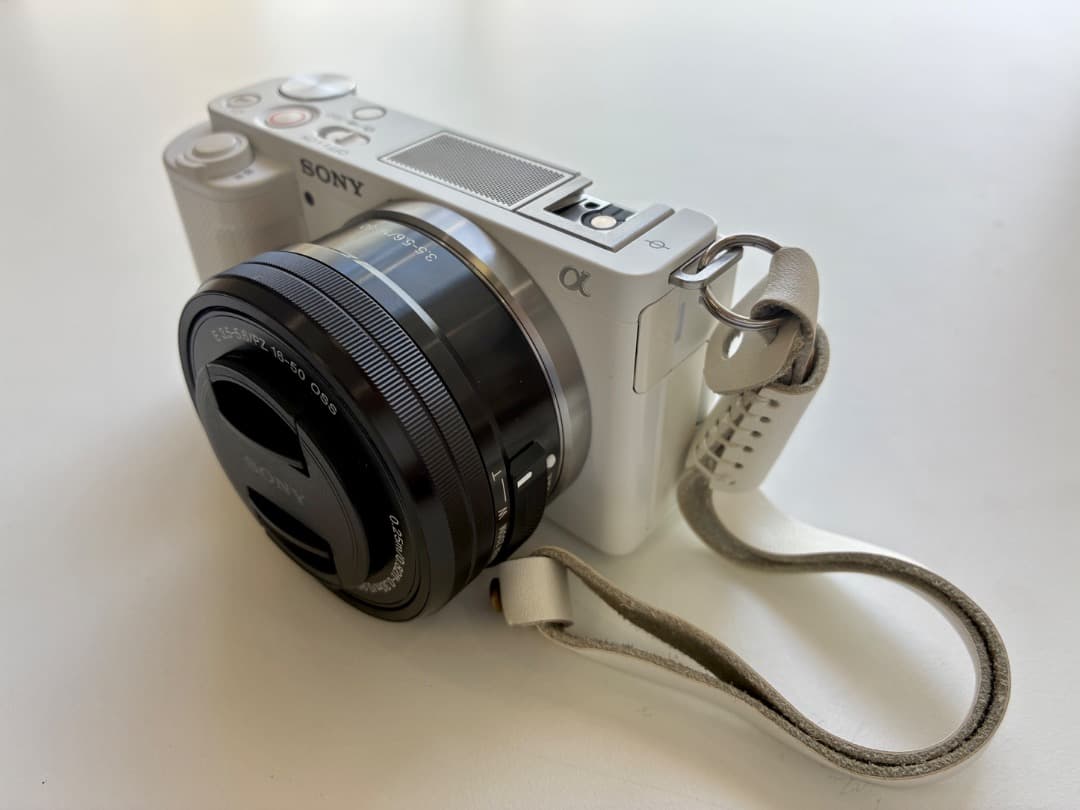 SONY α ミラーレスカメラ ZV-E10ホワイトと16-50mmレンズset