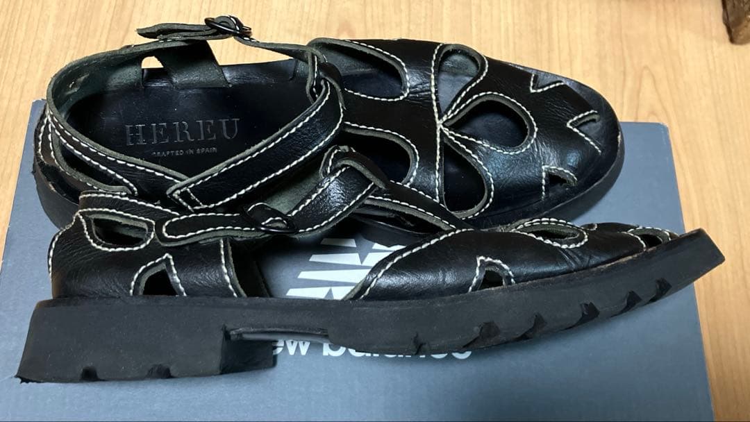 HEREU ヘリュー floreta sandals