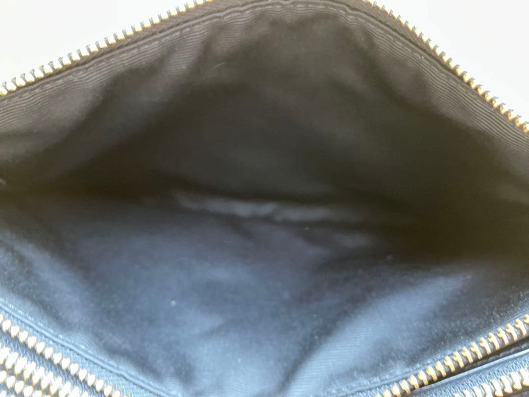 CELINE トリオ　ラージ　ブラック　レザー ショルダーバッグ