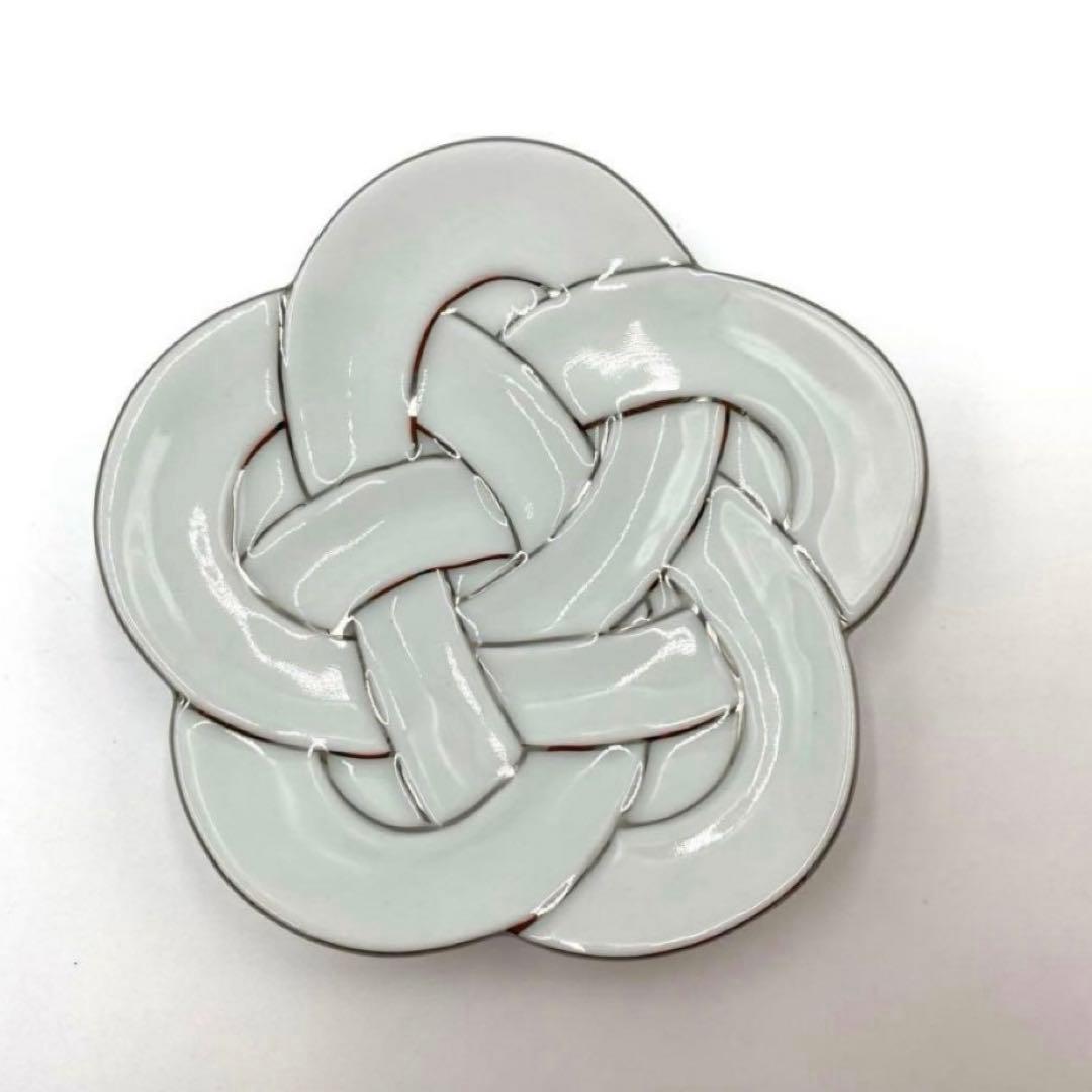 【新品】【大人気】有田焼田清窯　太白プラチナ線梅結び小皿　縁起物