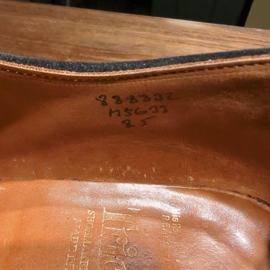 Tricker'pブラック スエード ウィングチップ ドレスシューズ