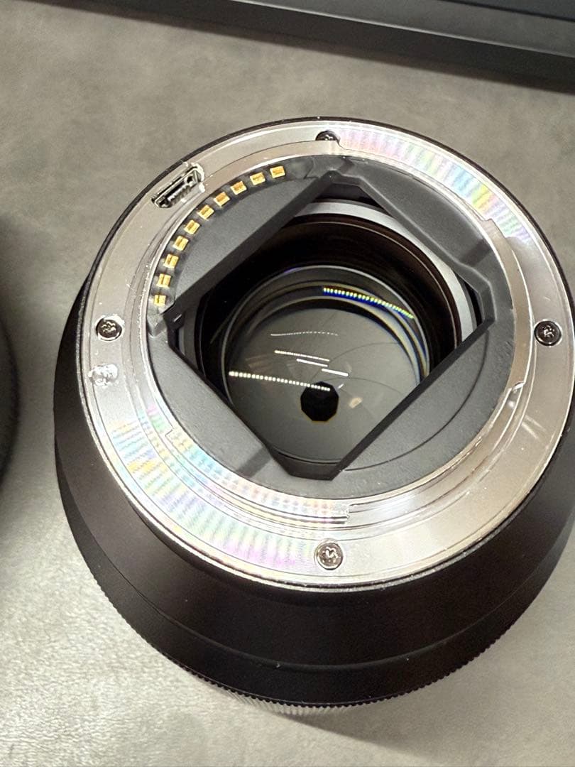 VILTROX AF 85/1.8 II FE フィルター付