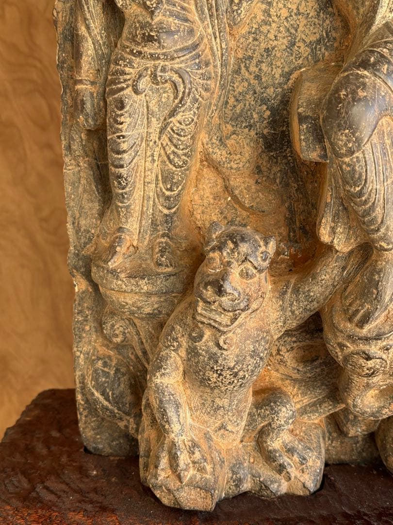 中国　石佛　三尊佛　台付　仏教美術　高さ約51cm 送料込み251211