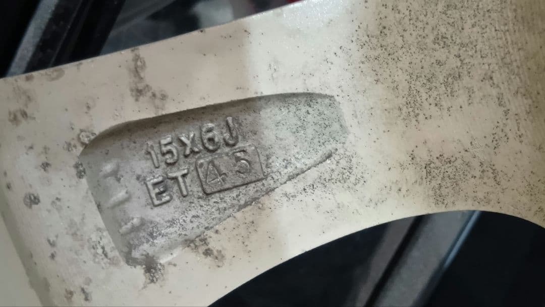 50 プリウス195/65R15 ブリヂストン　スタッドレスタイヤ　4本セット