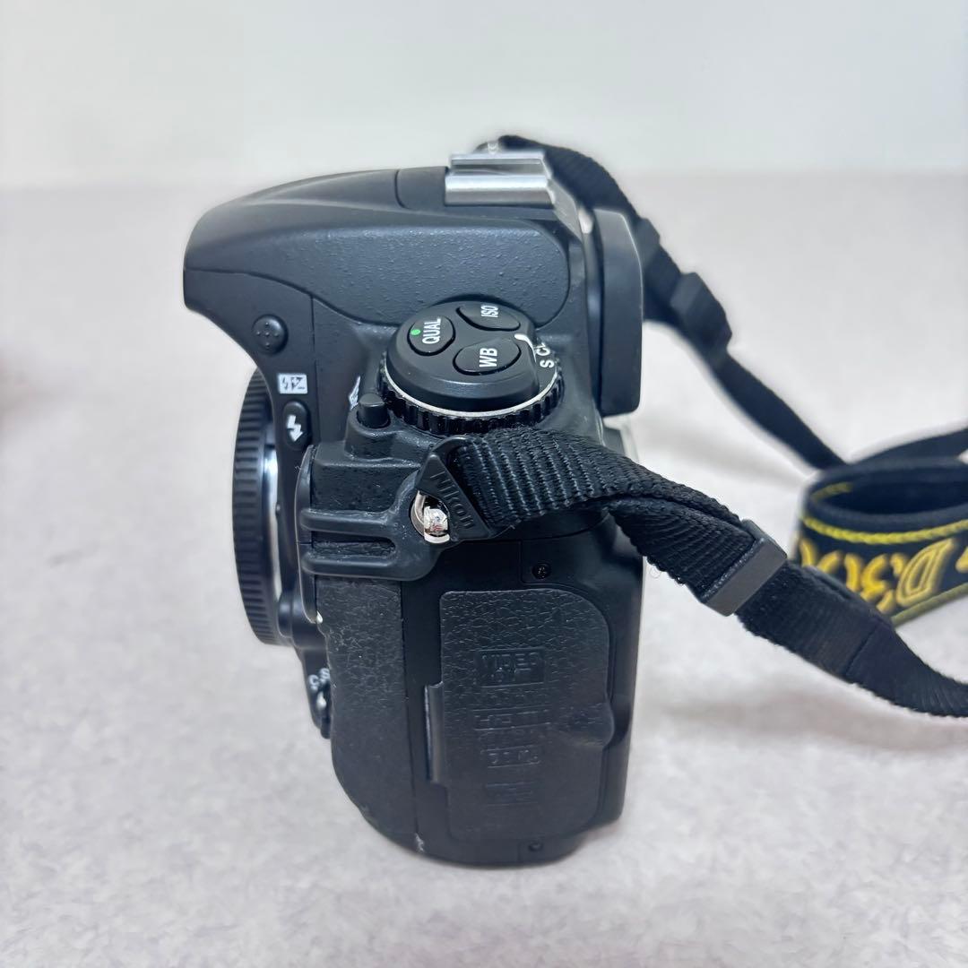 ■ ニコン D300 Nikkor 18-200 1:3.5-5.6 G ED