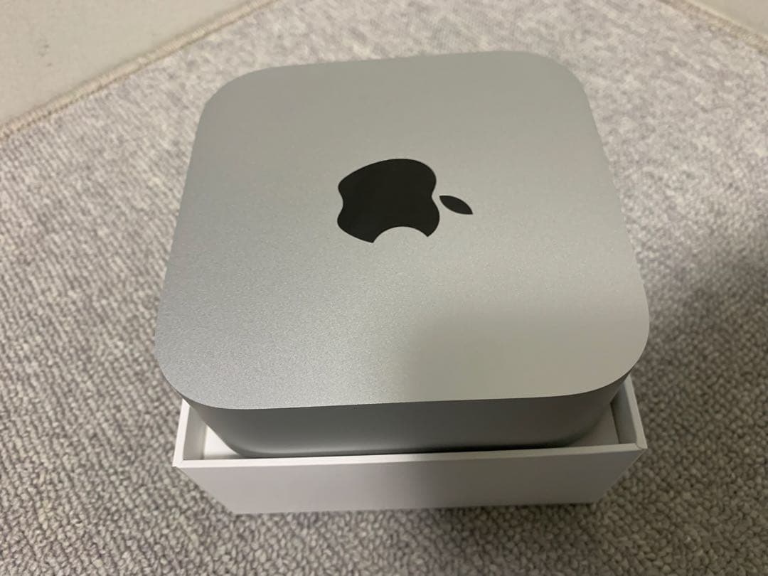 Mac mini m4 16g 256g 使用時間10時間程度