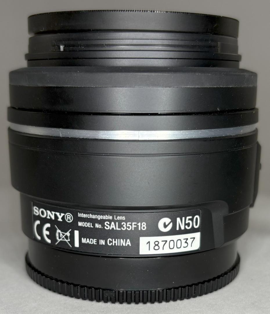 Sony SAL35F18 35mm F1.8 レンズ 保護フィルター付き