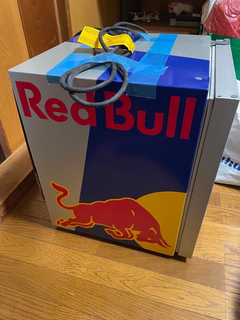 レッドブル　冷蔵庫　ジャンク