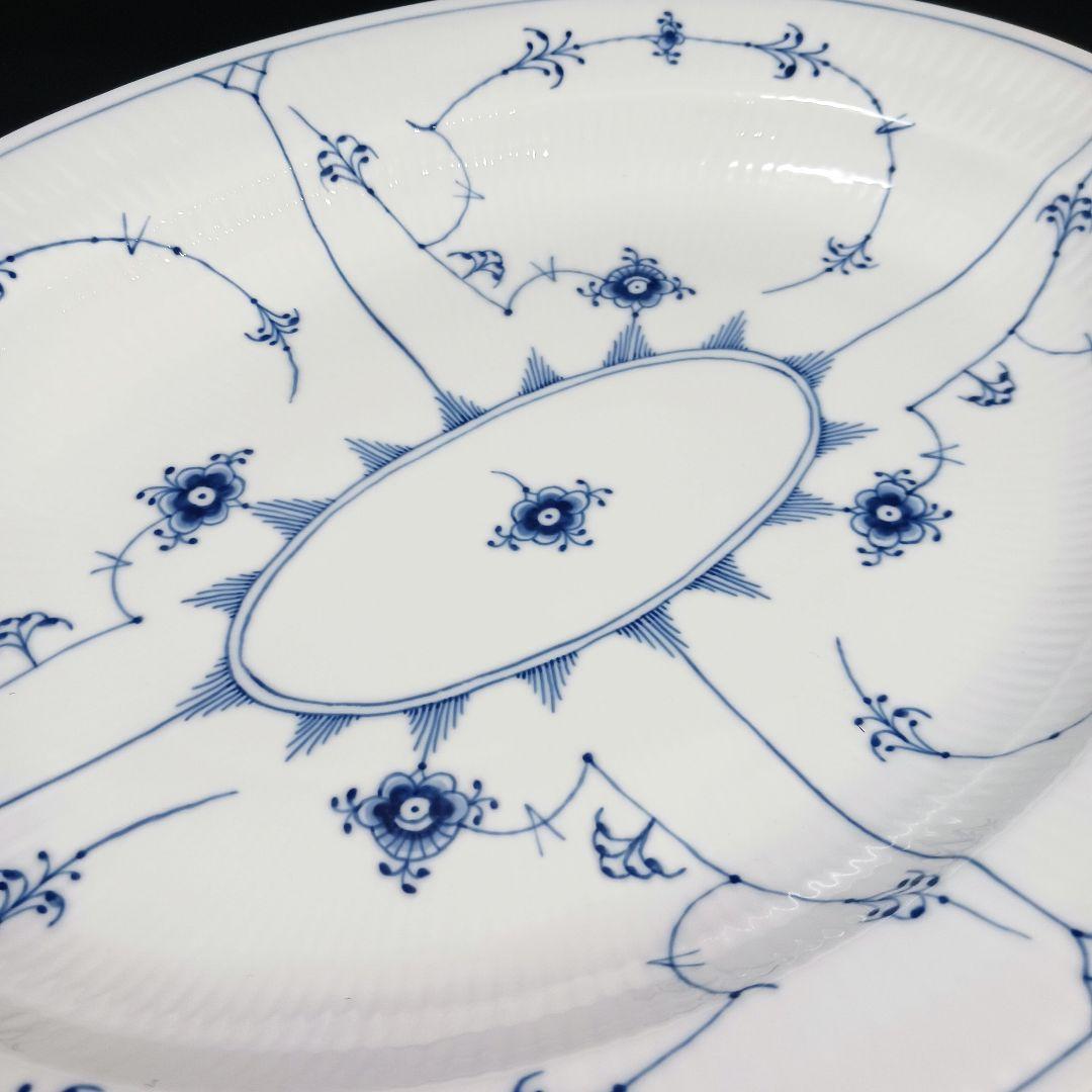 Y3332-12 ロイヤルコペンハーゲン ブルーフルーテッド オーバルディッシュ