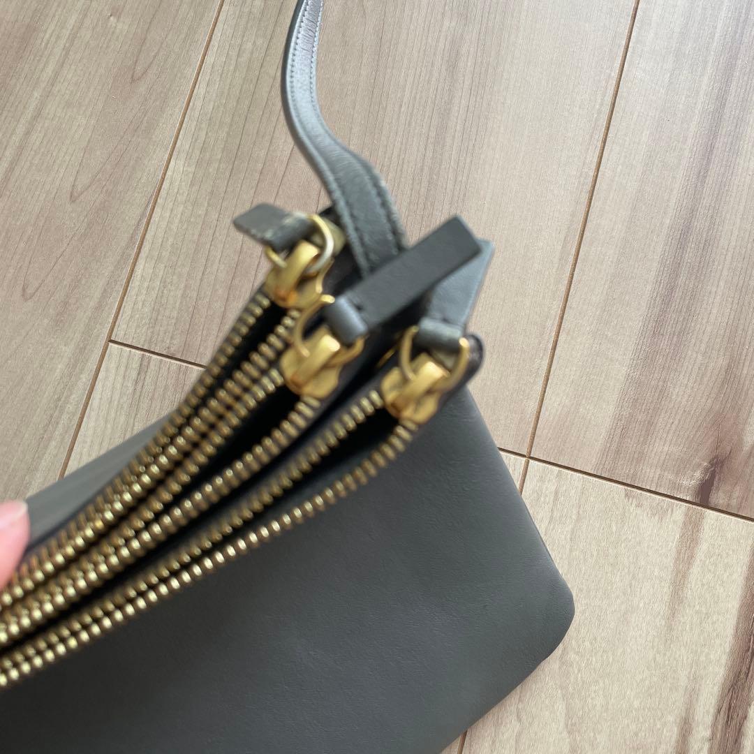 CÉLINE グレー レザー ショルダーバッグ